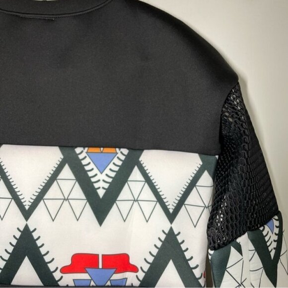 Vicky and Lucas Geometrics Mini Dress size L - Picture 8 of 10